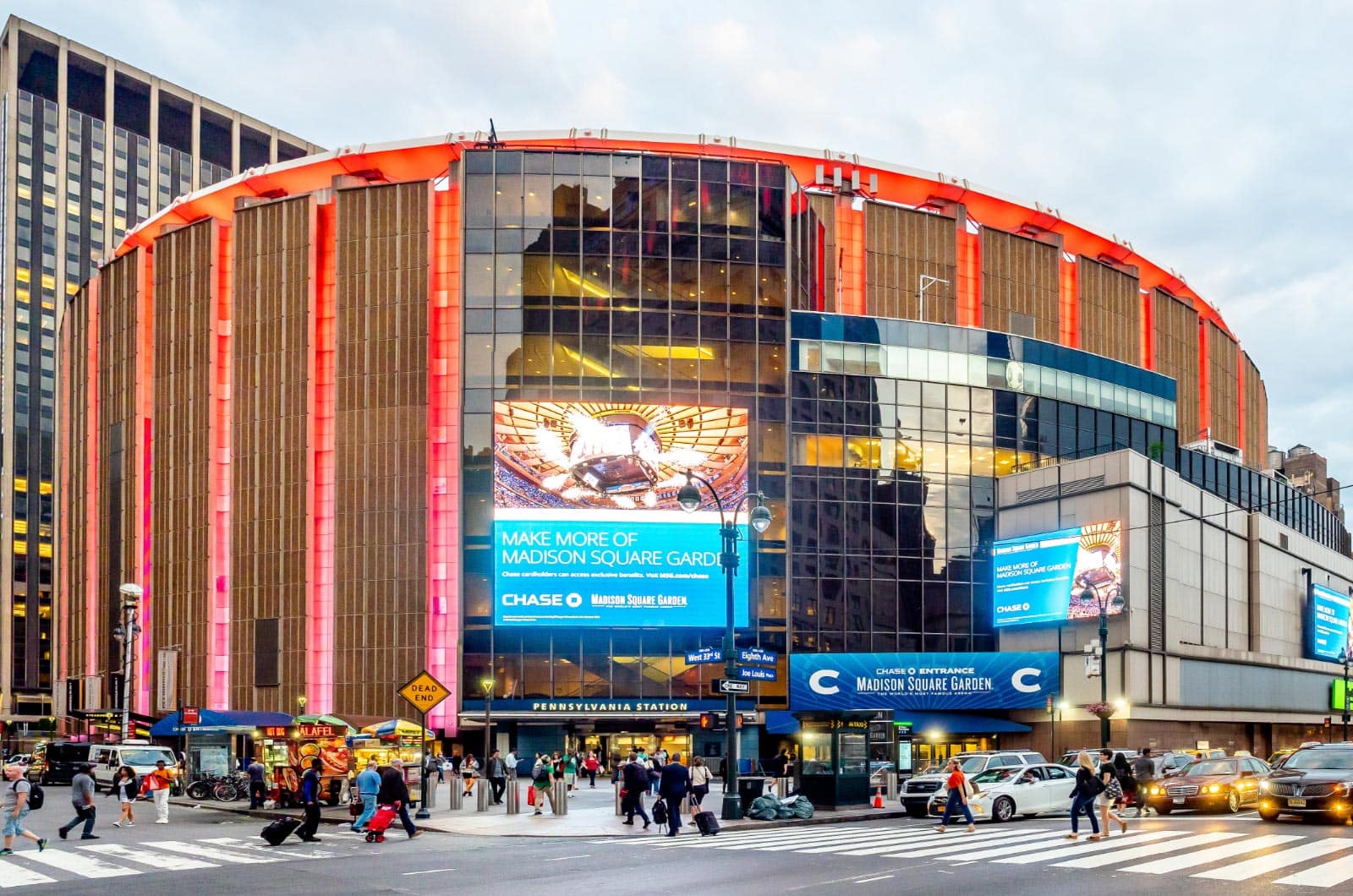 Street view of Madison Square Garden in Manhattan